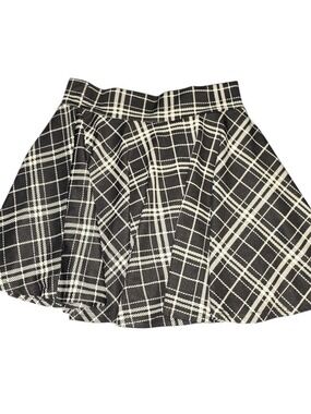 DJT Plaid Skort Small Black White